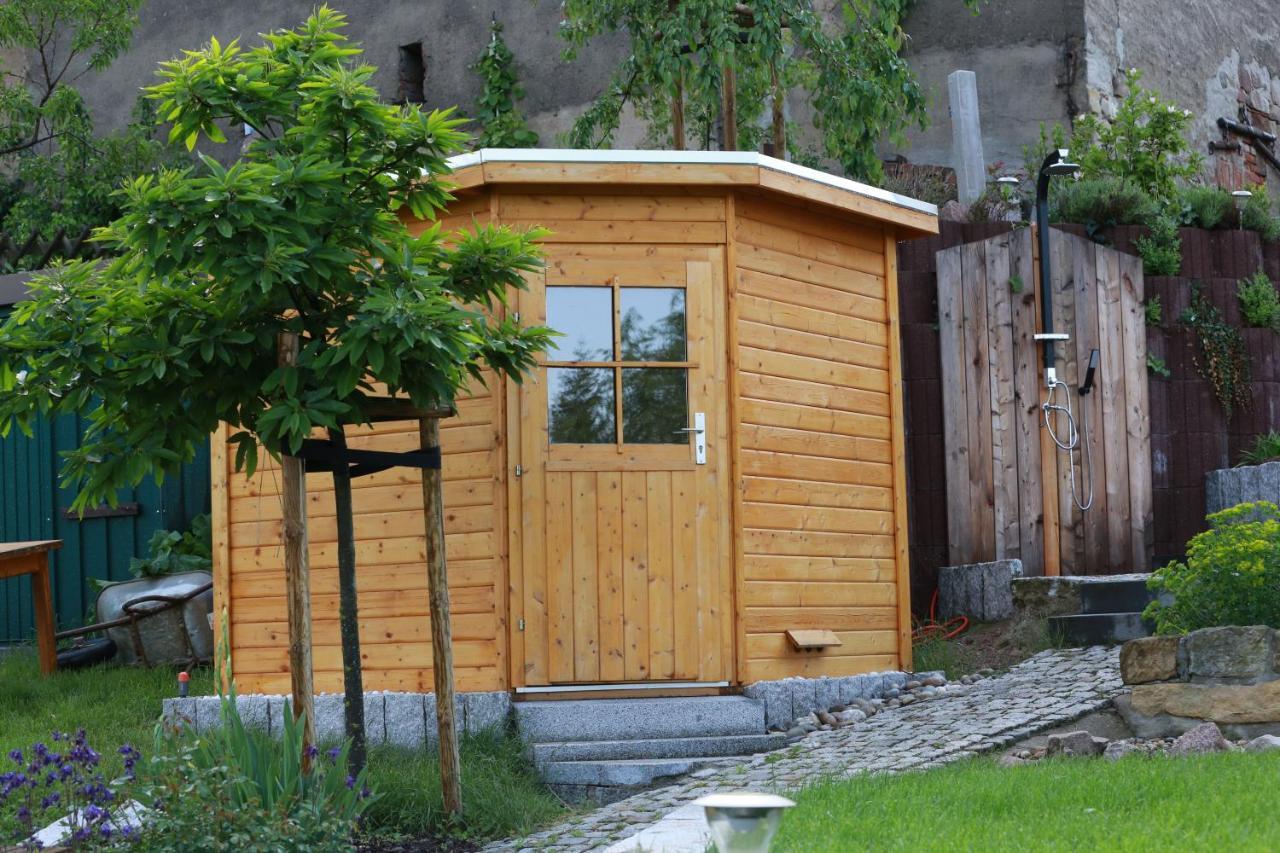Ferienhof Graefe - 3-Seiten Hof Mit Grossem Garten, Pool & Sauna Meissen Exterior photo